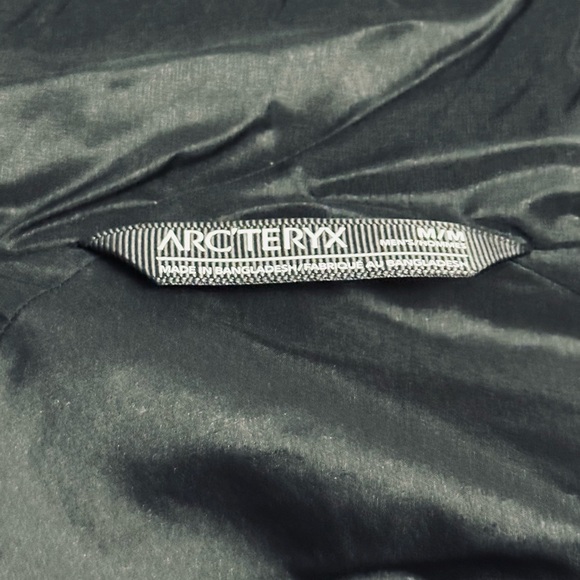 Arc'teryx Atom LT Hoody Men’s Medium NWT MINT RARE! Expired Color! Orca - Picture 11 of 14